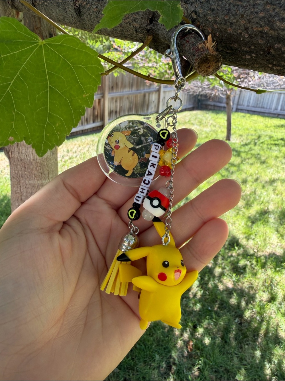 Pokemon Pikachu Keychain - Picture 4 of 7